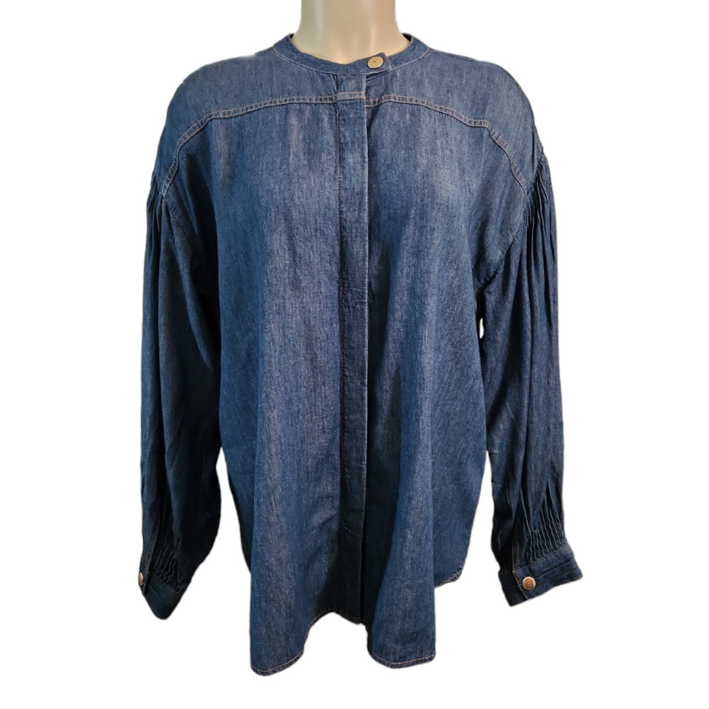 Soft Surroundings Blue Grotton Denim Chambray Blouse Sz M Pin Tucks Crew Neck